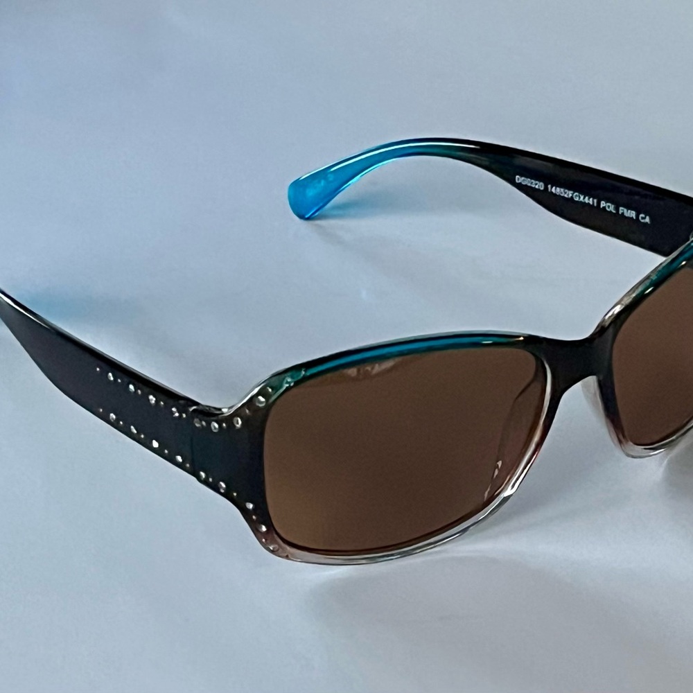 Foster Grant women’s polarized sunglasses blue and brown fade UVA-UVB protection